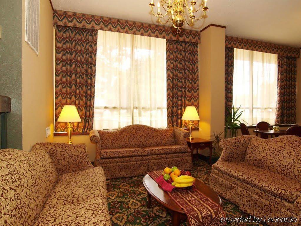 Best Western Salisbury Plaza Interior foto